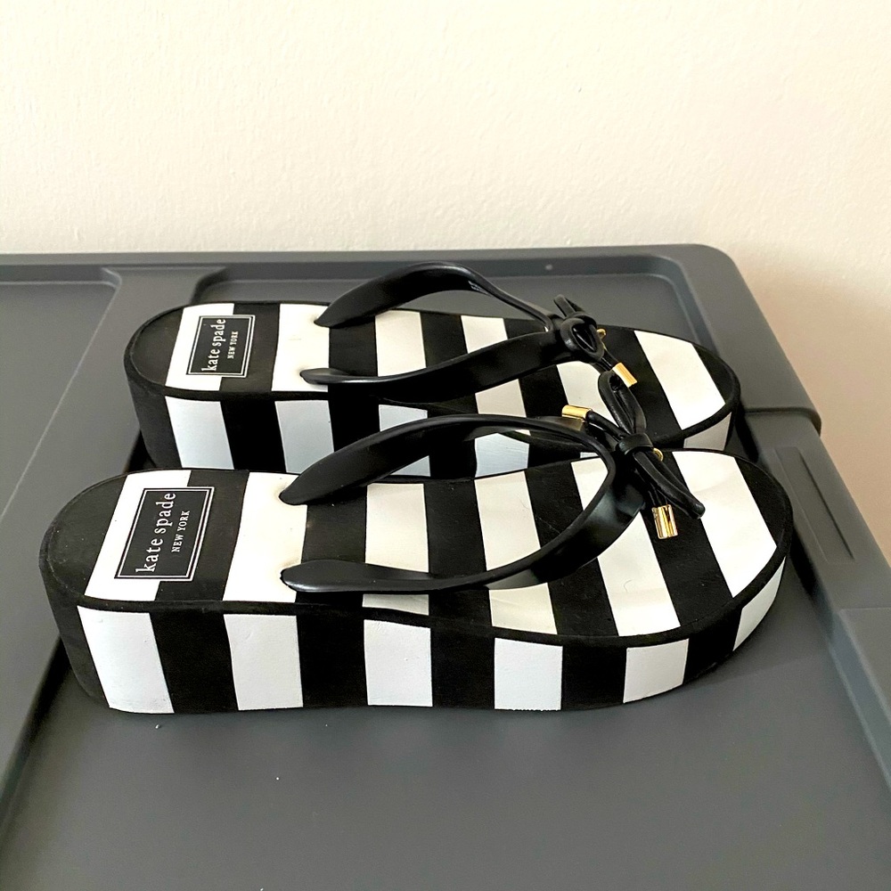 Kate Spade Black & White Flip Flops